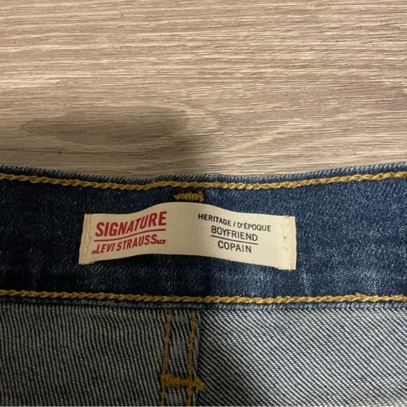 LEVIS boyfriend dark denim jeans size 2 26 in great condition - Picture 6 of 6